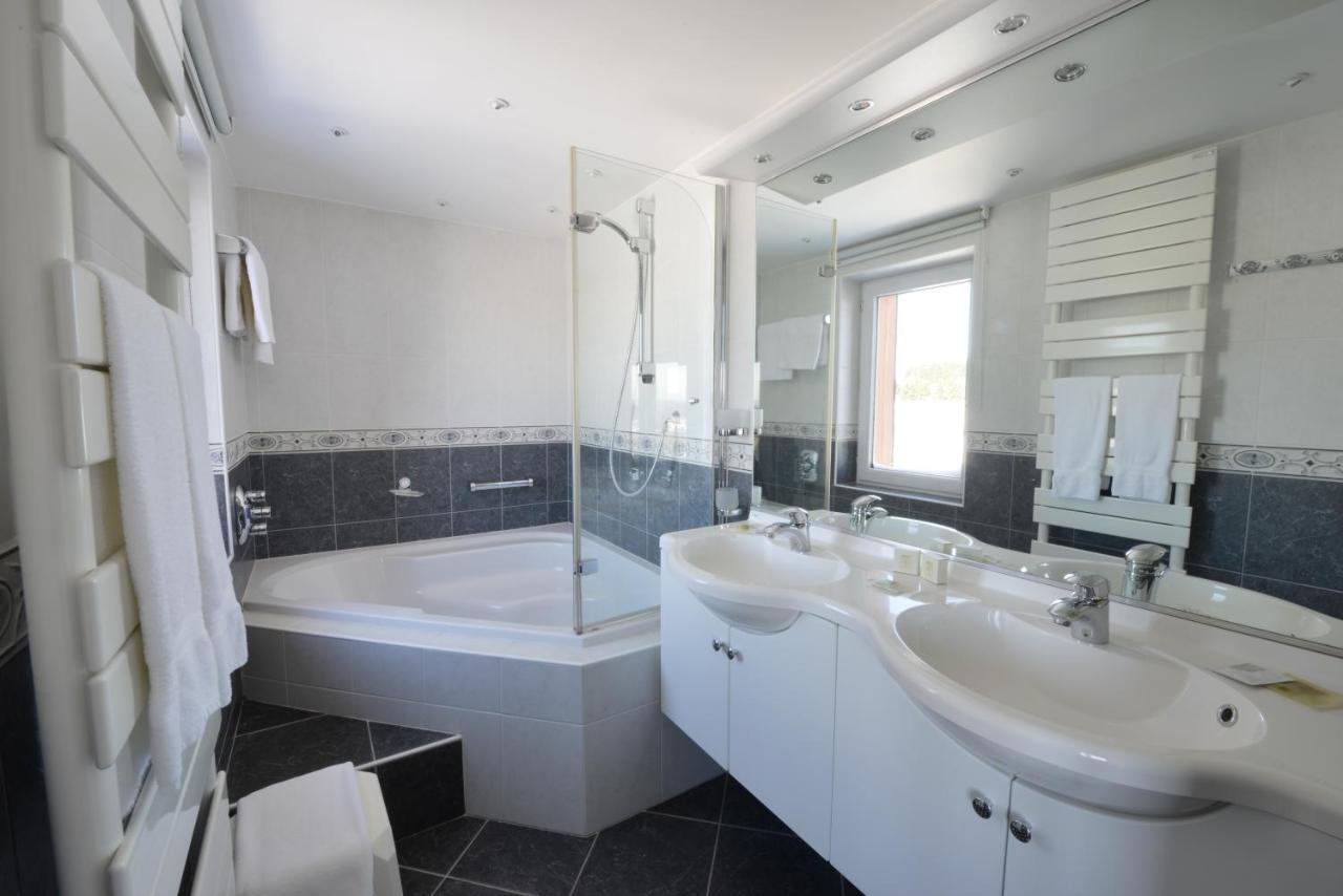 Hotel Des Ardennes Corbion Room photo