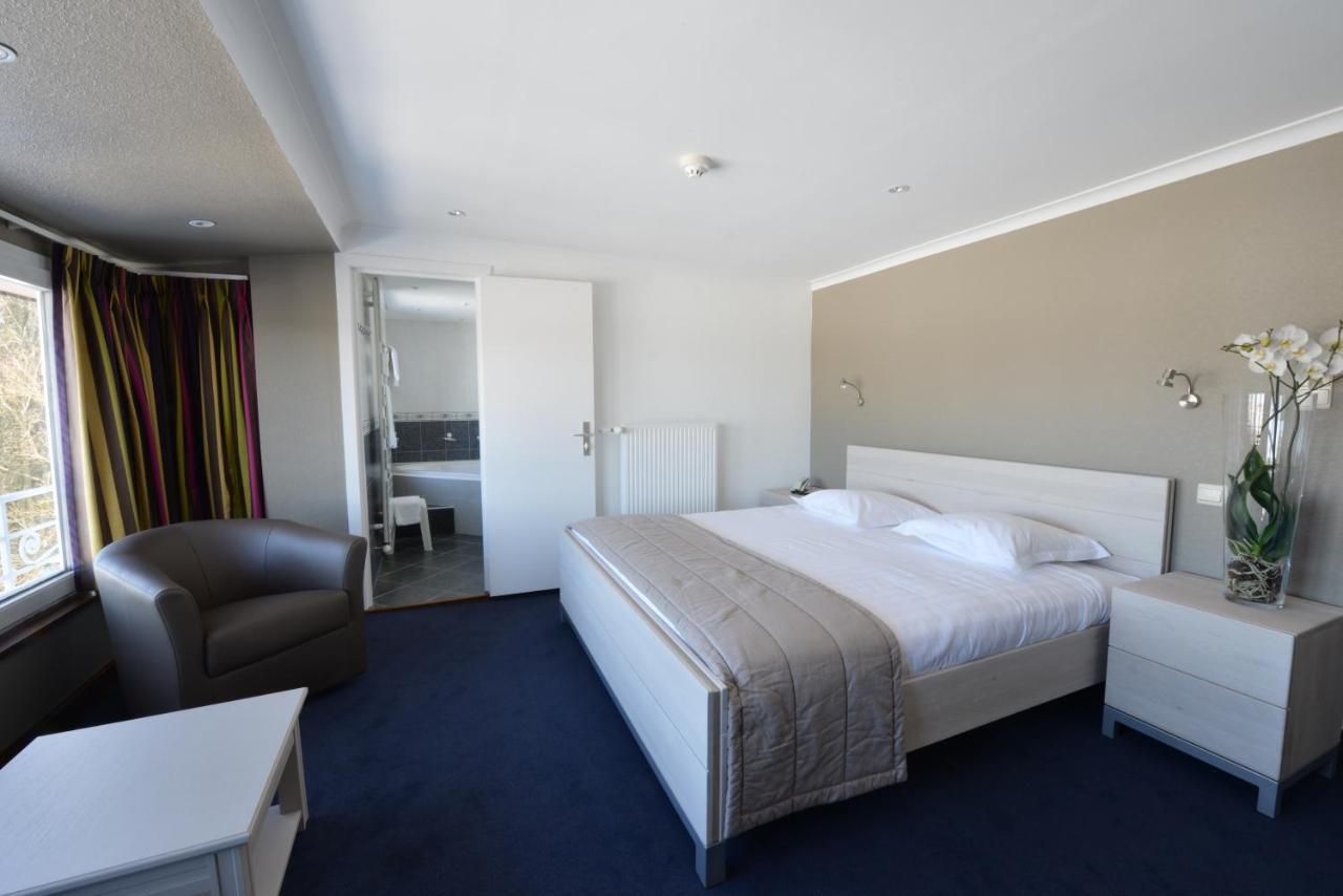Hotel Des Ardennes Corbion Room photo